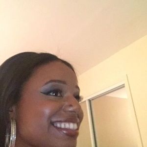 Meet your Posher, Tracey